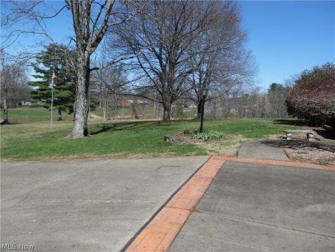 50 Jennings Hill Road Marietta OH 45750