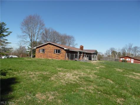 50 Jennings Hill Road Marietta OH 45750