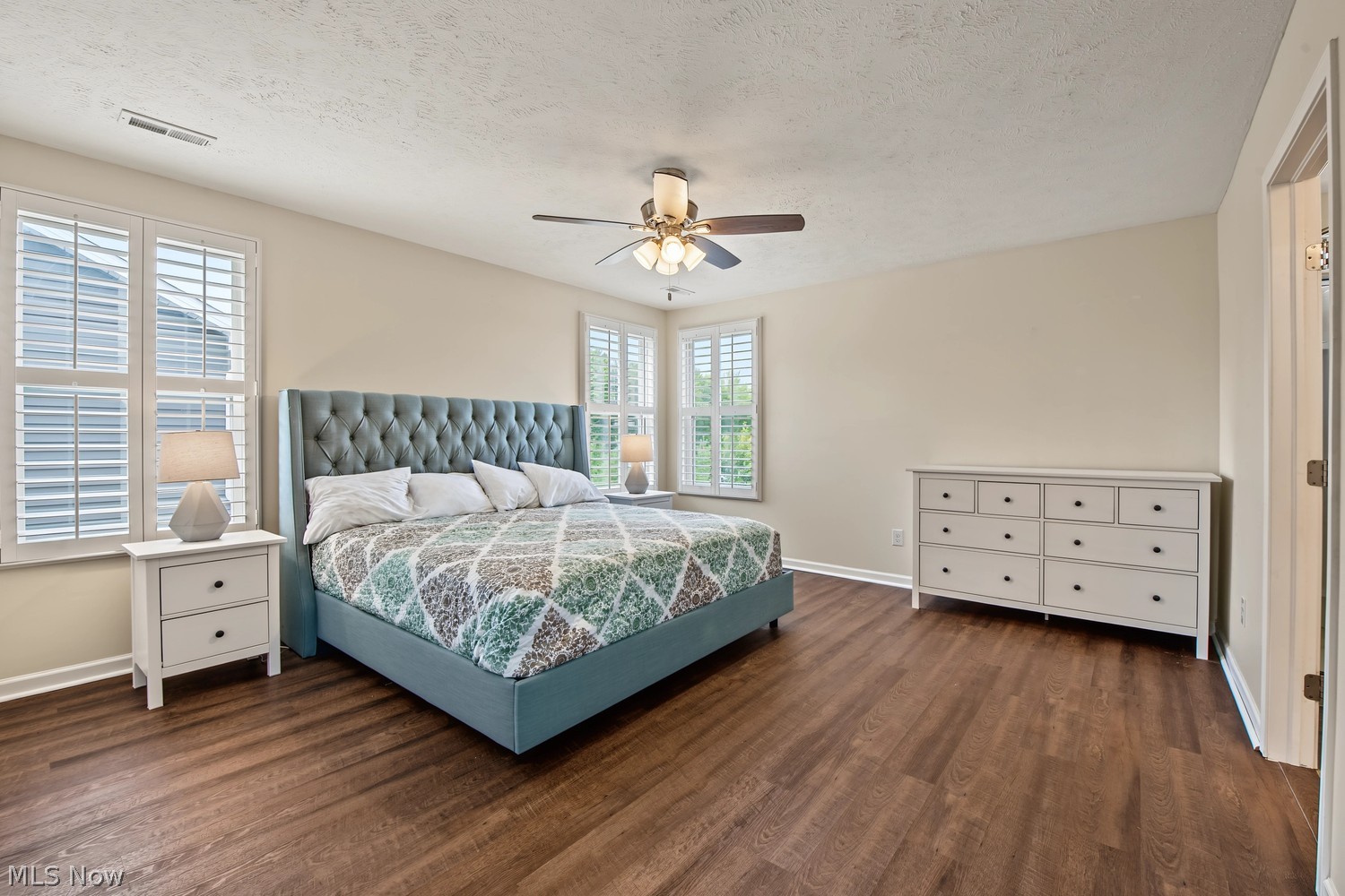 180 Nottingham Way Wadsworth OH 44281