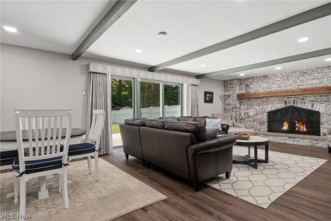 1633 Windsor Drive Mayfield Heights OH 44124