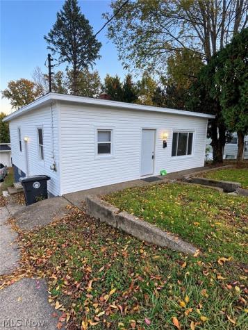 2595 Nesmith Lake Boulevard Akron OH 44314