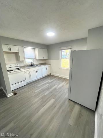 2595 Nesmith Lake Boulevard Akron OH 44314