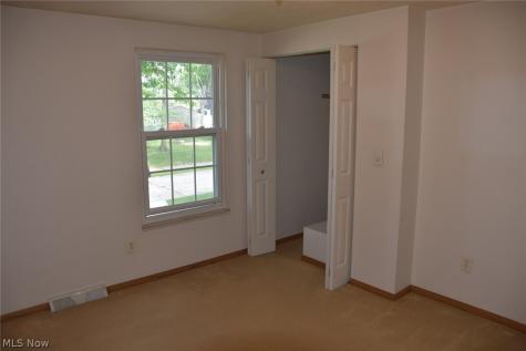 537 Howells Court Eastlake OH 44095