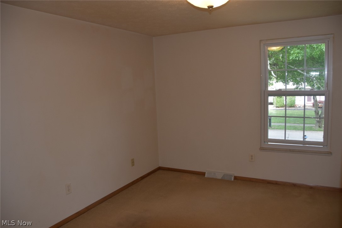 537 Howells Court Eastlake OH 44095