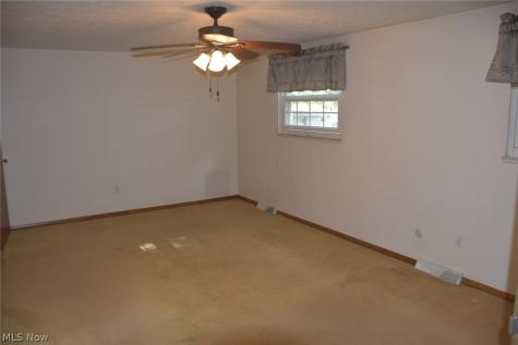 537 Howells Court Eastlake OH 44095