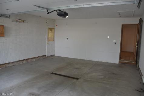 537 Howells Court Eastlake OH 44095