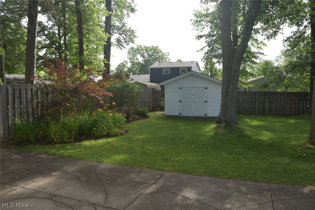 537 Howells Court Eastlake OH 44095