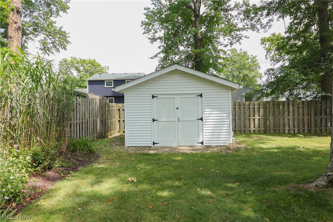 537 Howells Court Eastlake OH 44095