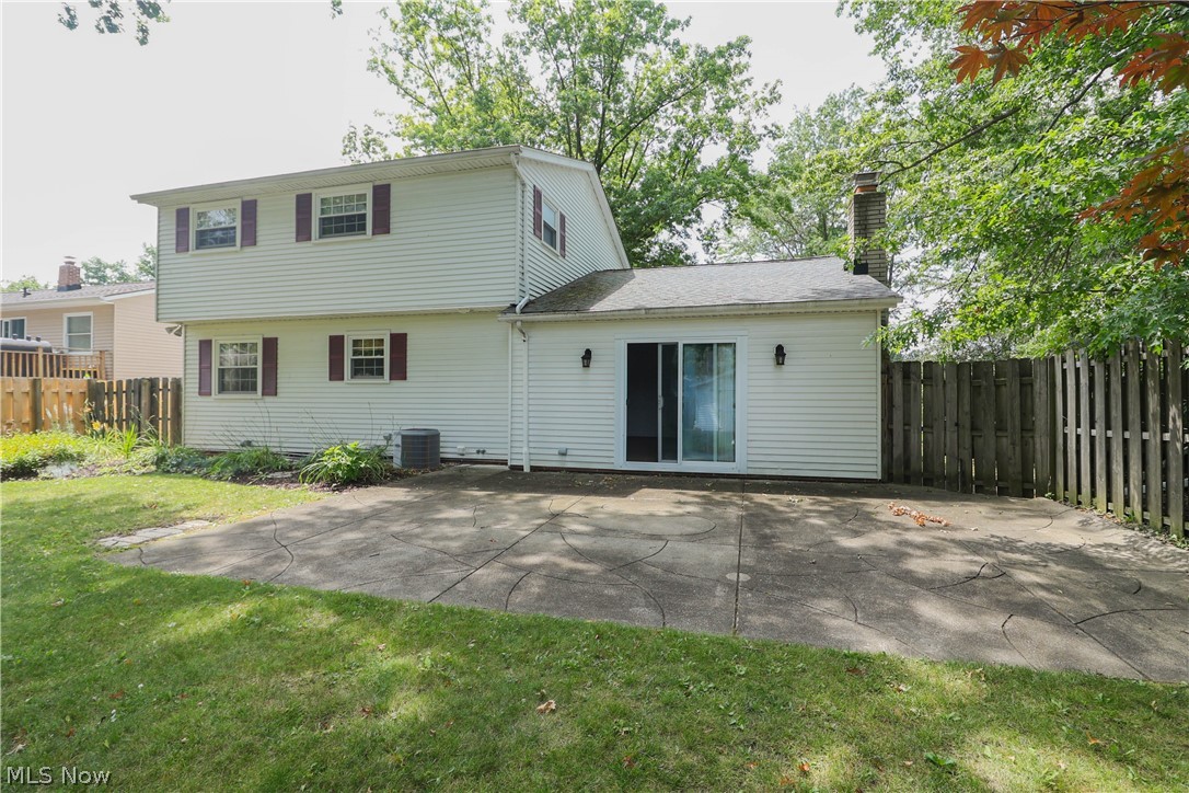 537 Howells Court Eastlake OH 44095