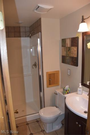 537 Howells Court Eastlake OH 44095