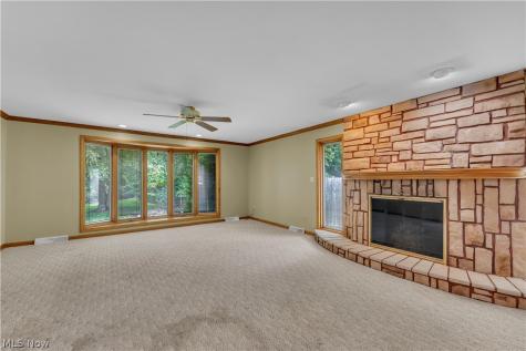 6524 Brookhill Drive Garfield Heights OH 44125
