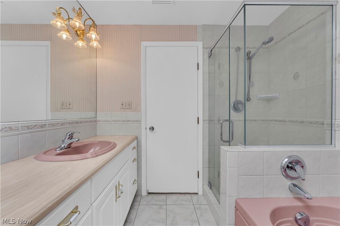 6524 Brookhill Drive Garfield Heights OH 44125