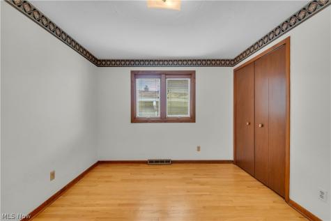 6524 Brookhill Drive Garfield Heights OH 44125