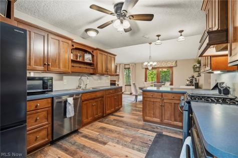 16710 Emmitsburg Road Orrville OH 44667