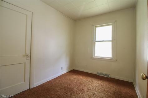 21 S Osborn Avenue Youngstown OH 44509