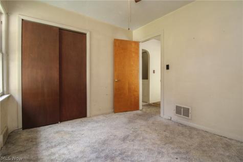 21 S Osborn Avenue Youngstown OH 44509