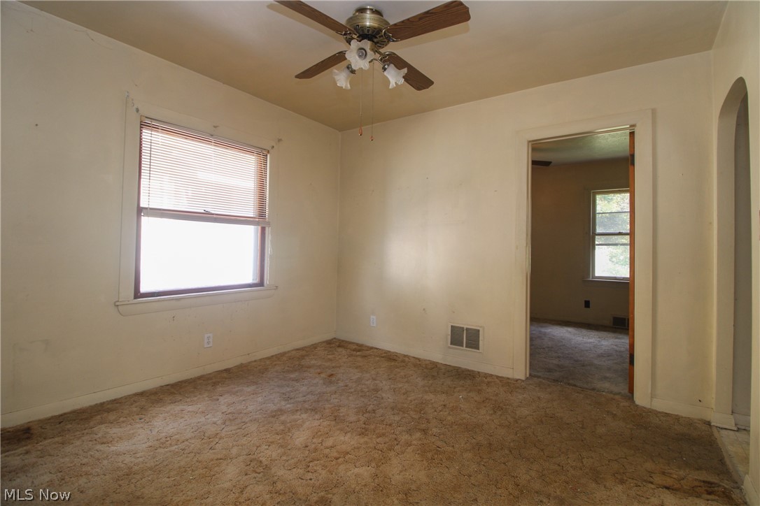 21 S Osborn Avenue Youngstown OH 44509