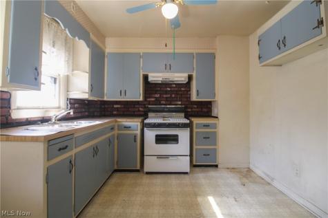 21 S Osborn Avenue Youngstown OH 44509