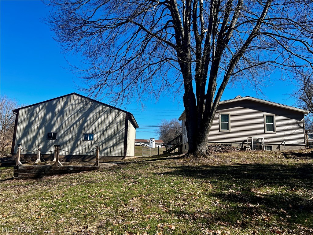16972 State Route 45 Wellsville OH 43968