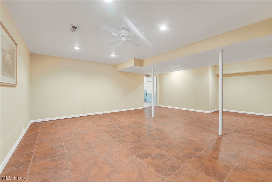 17800 Settlers Trail Chagrin Falls OH 44023