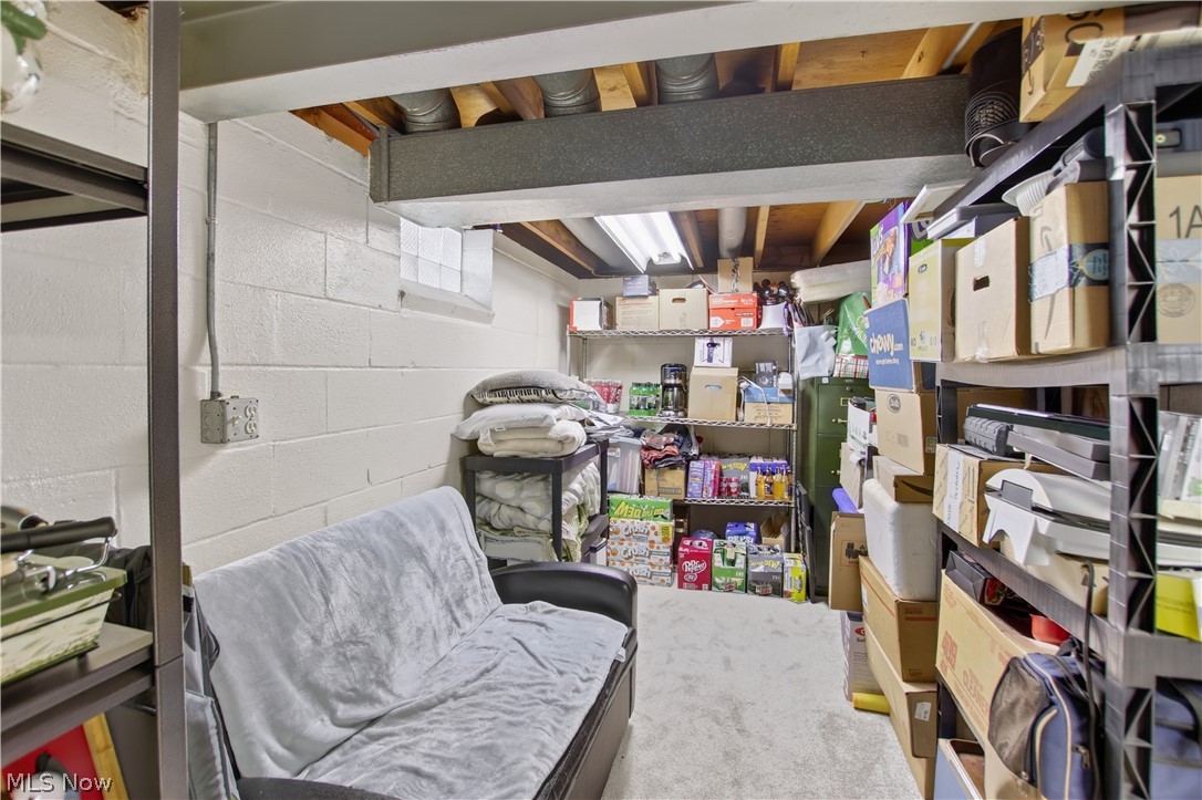 7005 Edgecliff Drive Parma OH 44134