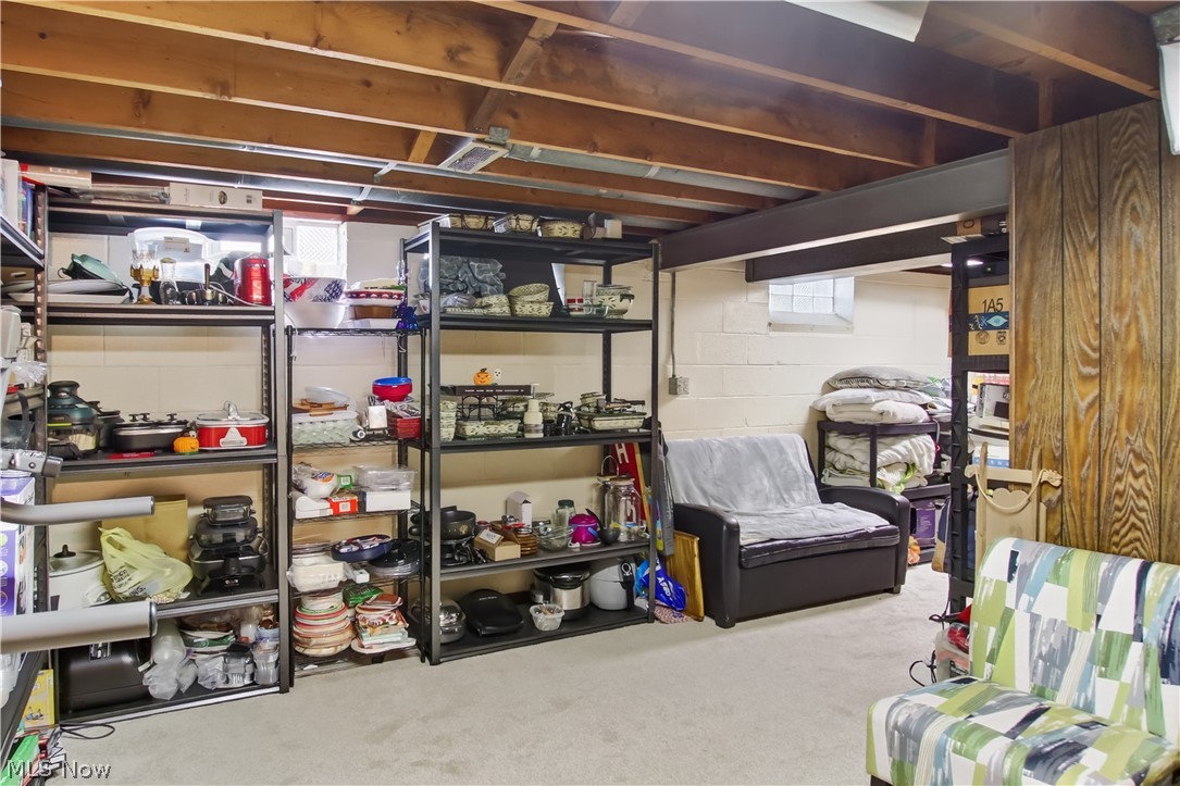 7005 Edgecliff Drive Parma OH 44134
