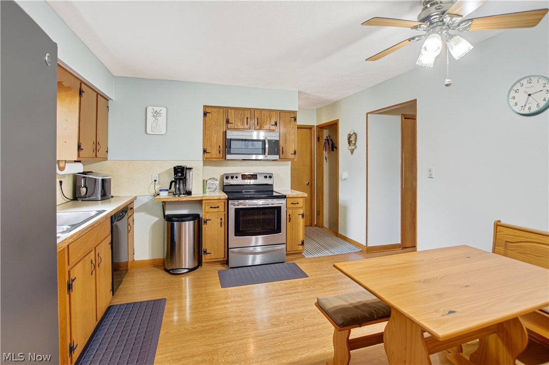 7005 Edgecliff Drive Parma OH 44134