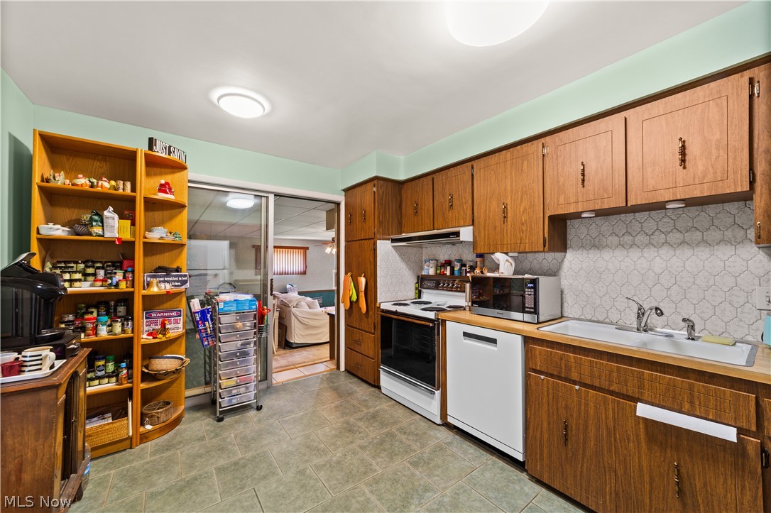 1730 Alcester Road Mayfield Heights OH 44124