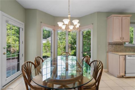 26982 Courtland Meadows Westlake OH 44145