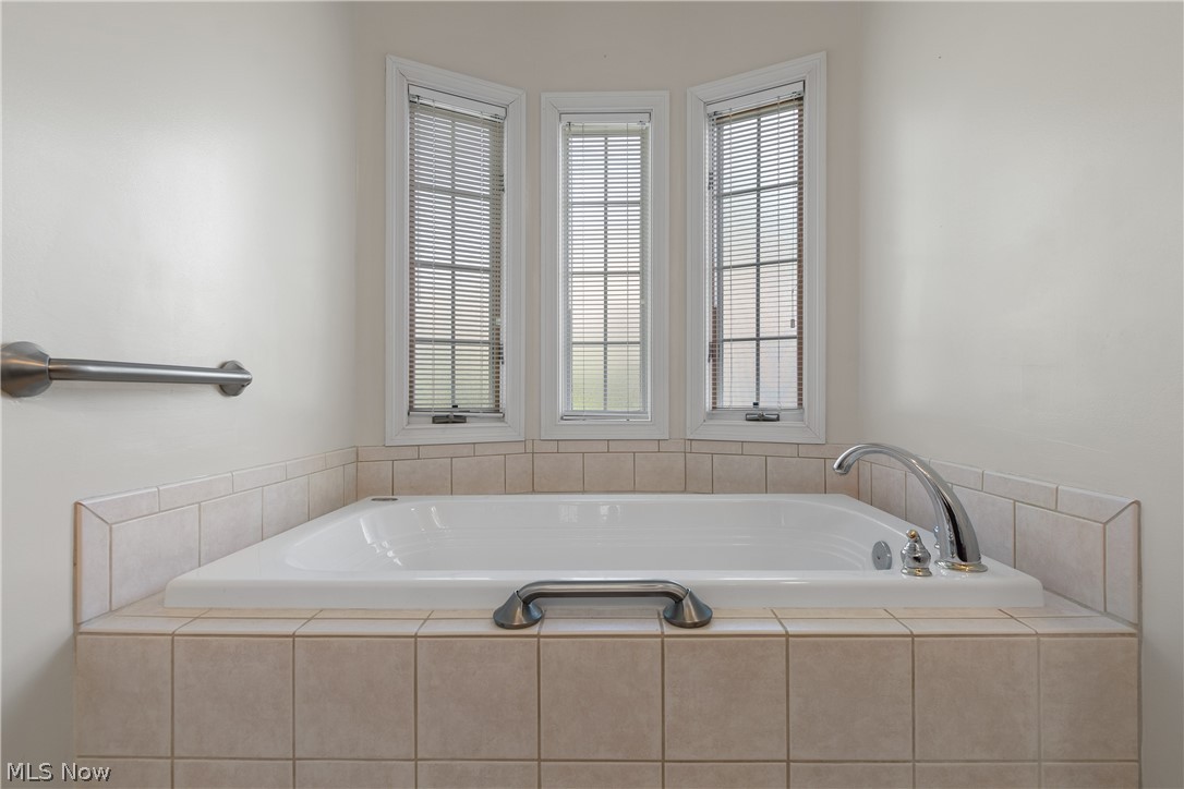 26982 Courtland Meadows Westlake OH 44145