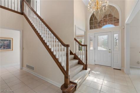 26982 Courtland Meadows Westlake OH 44145