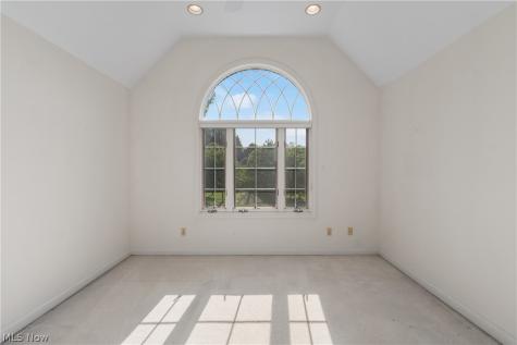 26982 Courtland Meadows Westlake OH 44145