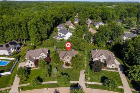 26982 Courtland Meadows Westlake OH 44145