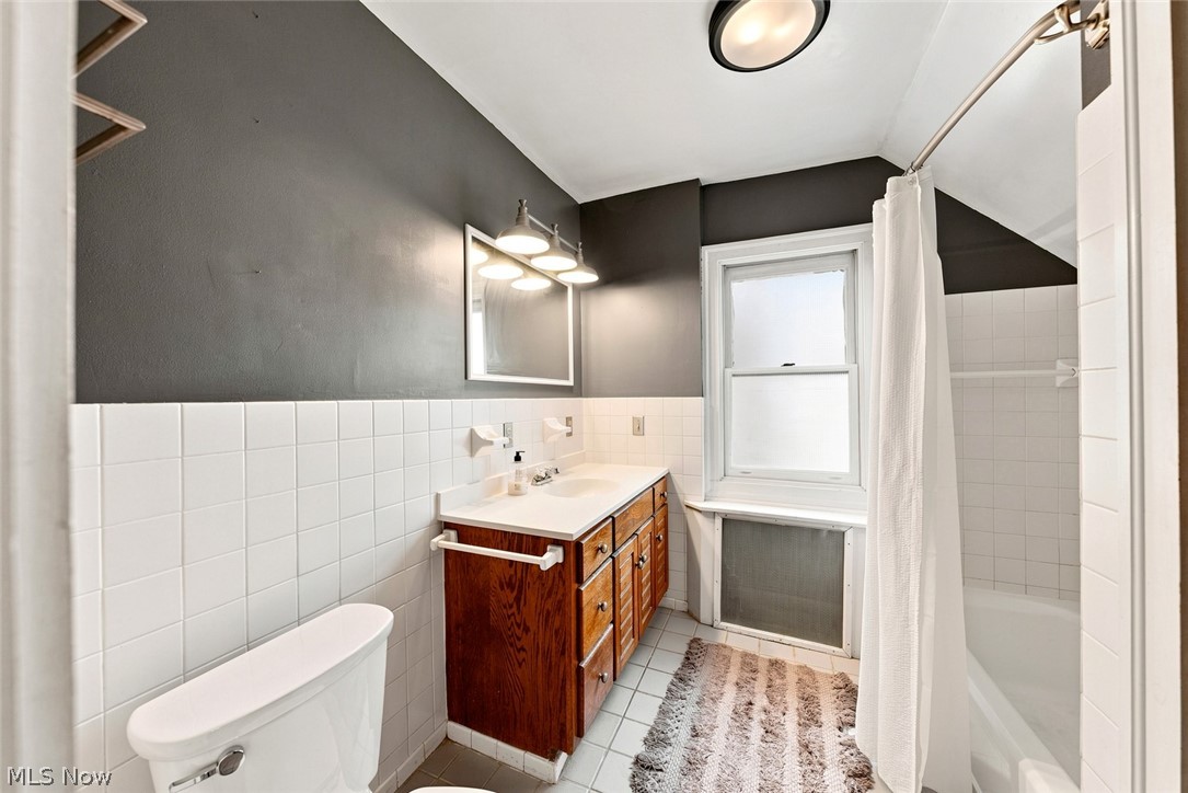 3021 Berkshire Road Cleveland Heights OH 44118