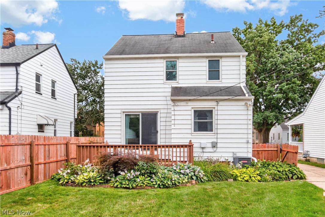 8120 Pelham Drive Parma OH 44129
