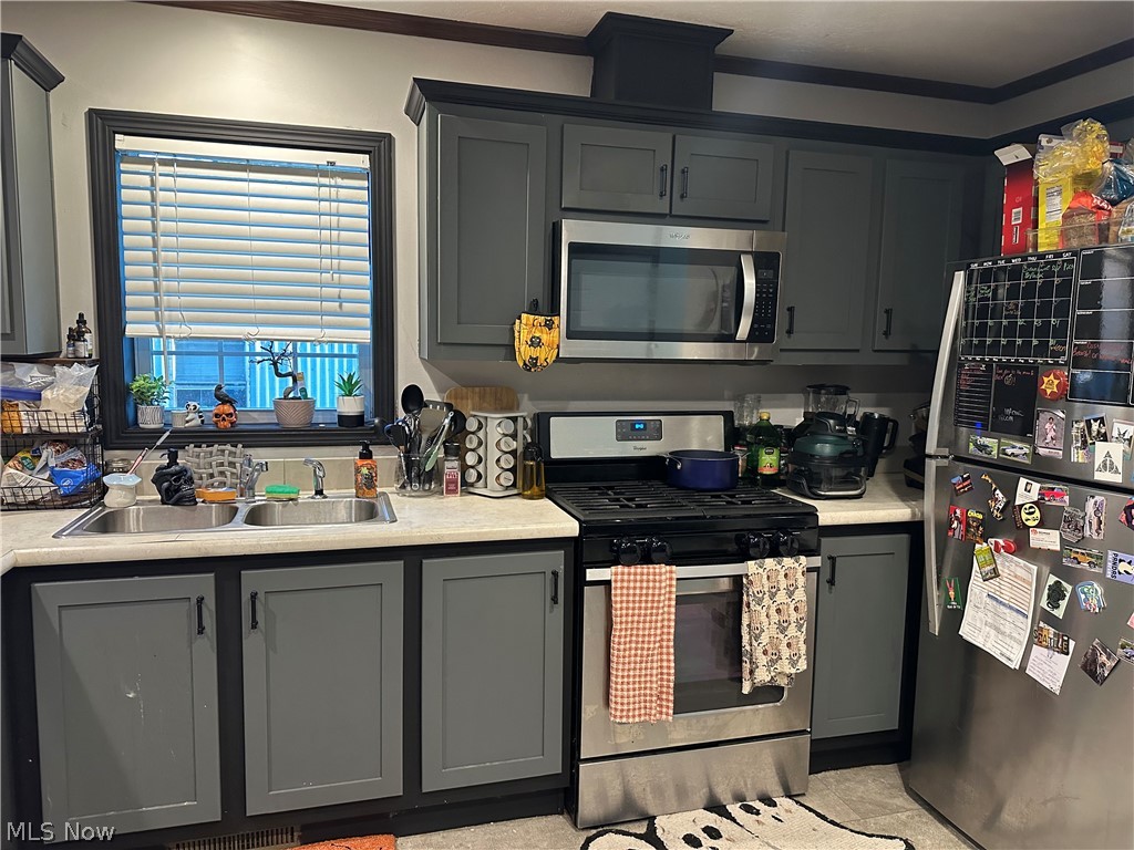 17 Westwoods Amherst OH 44001