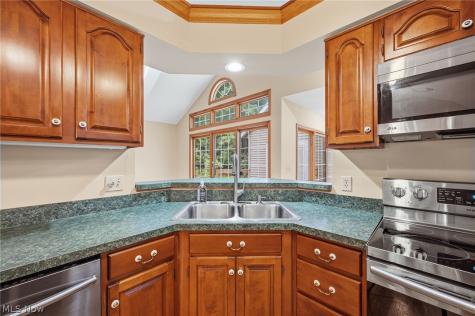 3768 Trenton Court Westlake OH 44145