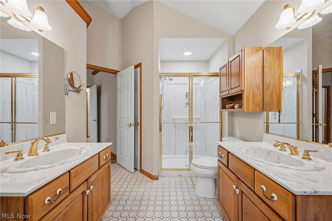 3768 Trenton Court Westlake OH 44145