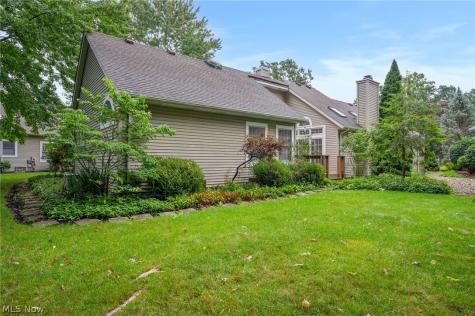 3768 Trenton Court Westlake OH 44145