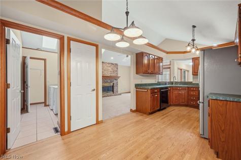3768 Trenton Court Westlake OH 44145