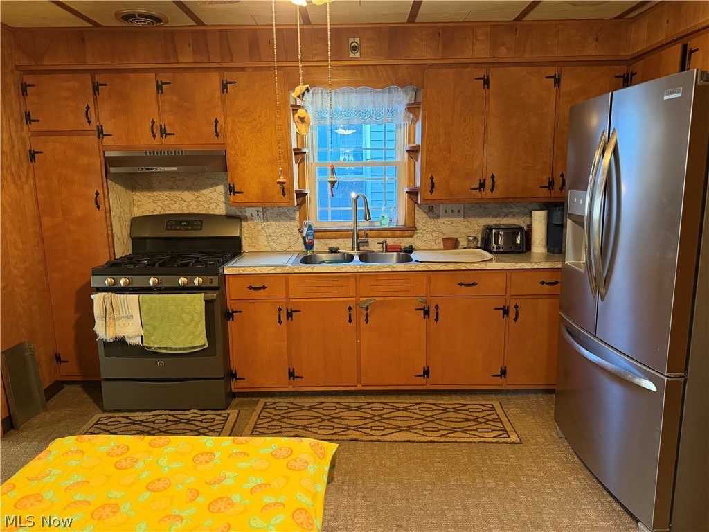 239 Oak Street Leetonia OH 44431