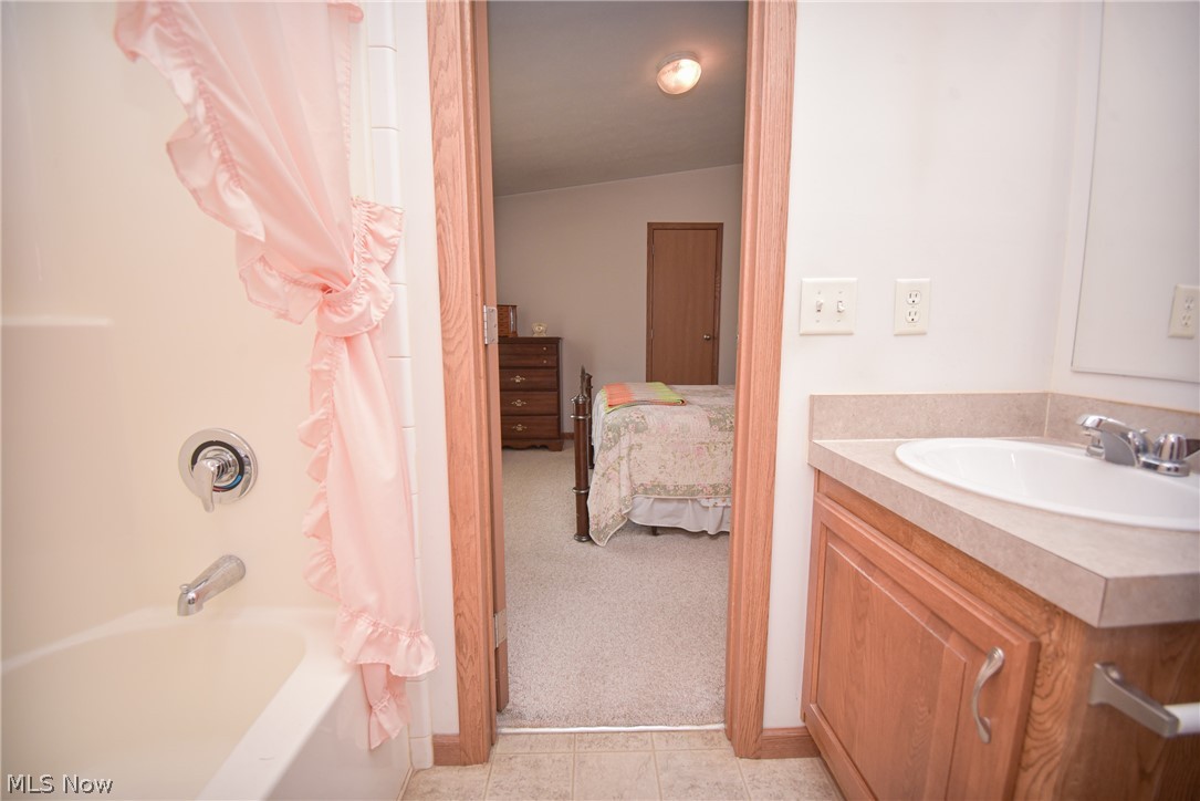 9075 Redhawk Drive Streetsboro OH 44241