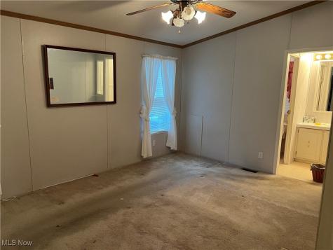 12 Maple Olmsted Twp OH 44138