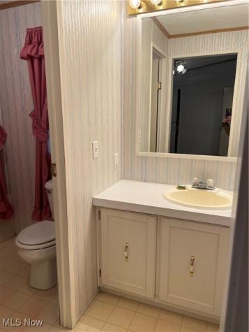 12 Maple Olmsted Twp OH 44138