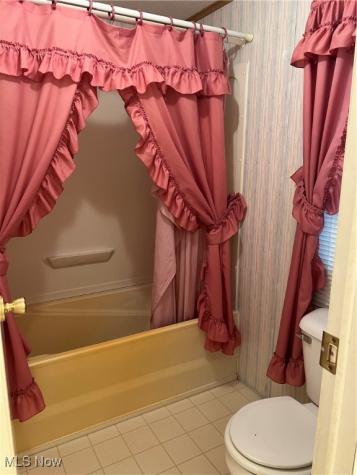 12 Maple Olmsted Twp OH 44138