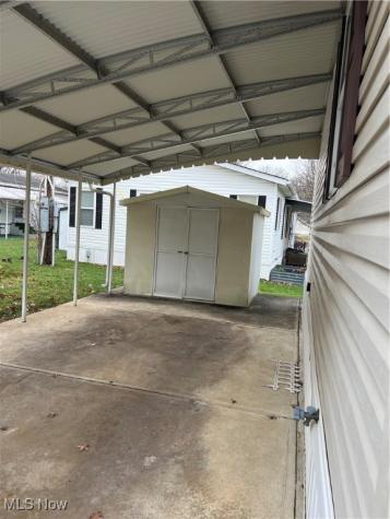 12 Maple Olmsted Twp OH 44138