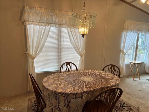 12 Maple Olmsted Twp OH 44138