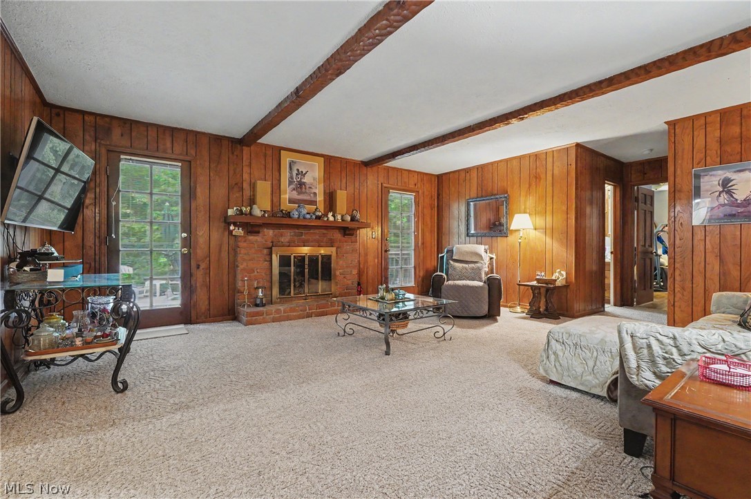 553 N Briarcliff Drive Canfield OH 44406