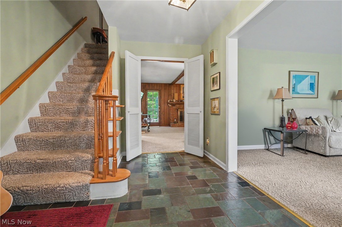 553 N Briarcliff Drive Canfield OH 44406