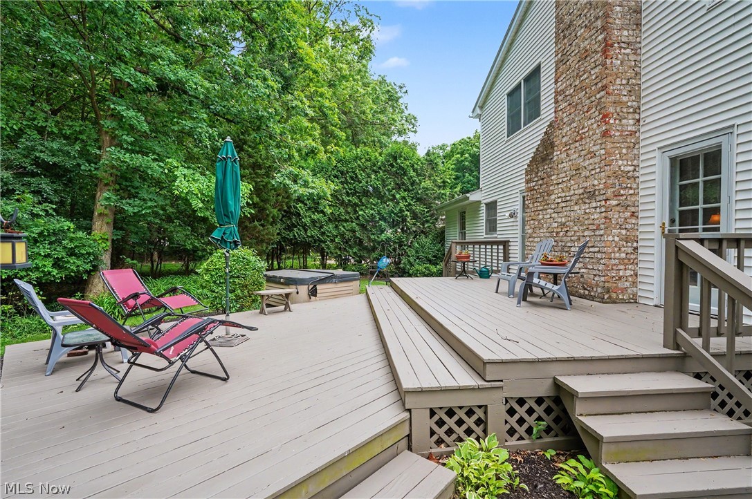 553 N Briarcliff Drive Canfield OH 44406